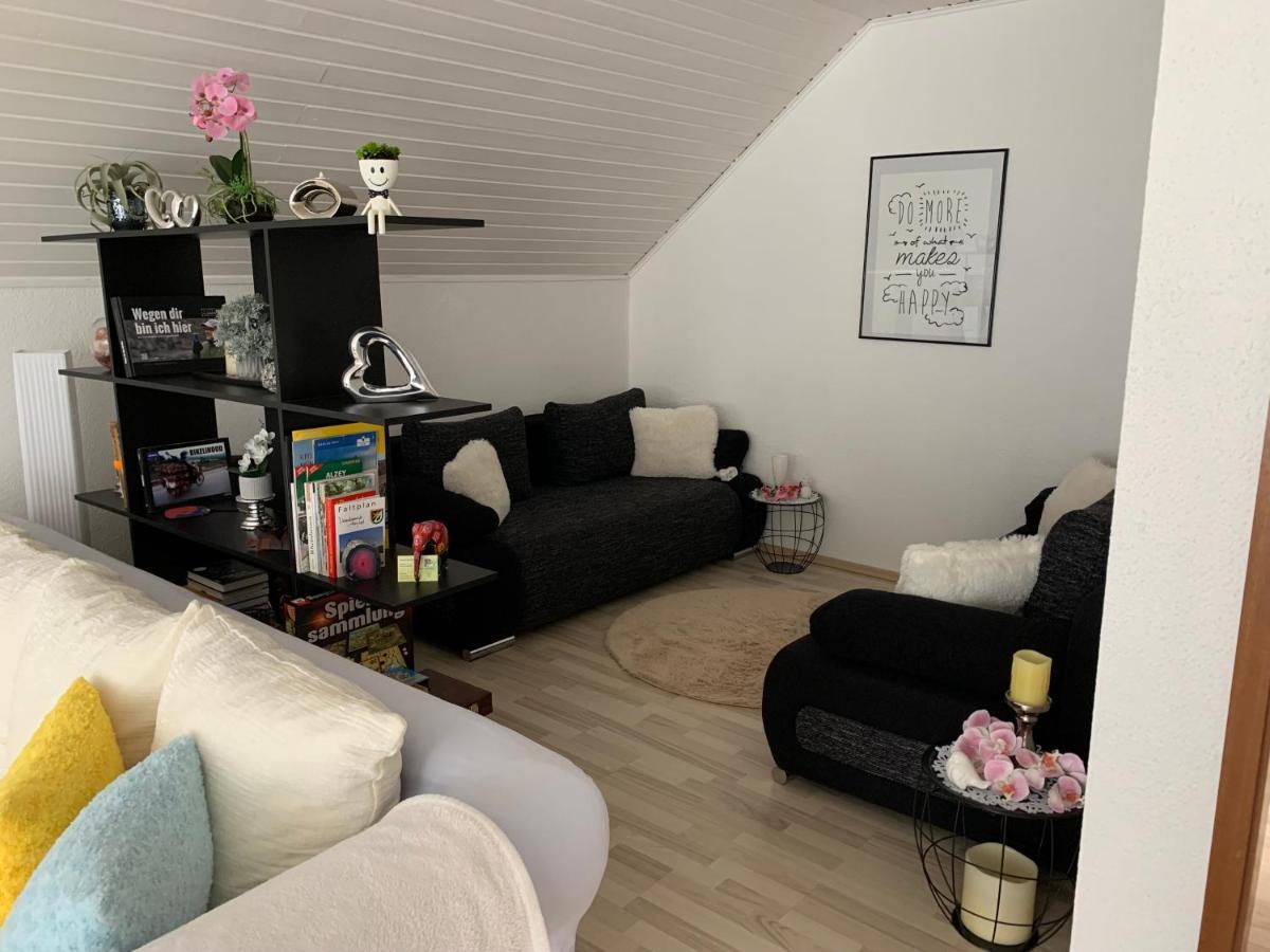 Apartment Adam Bechenheim ภายนอก รูปภาพ