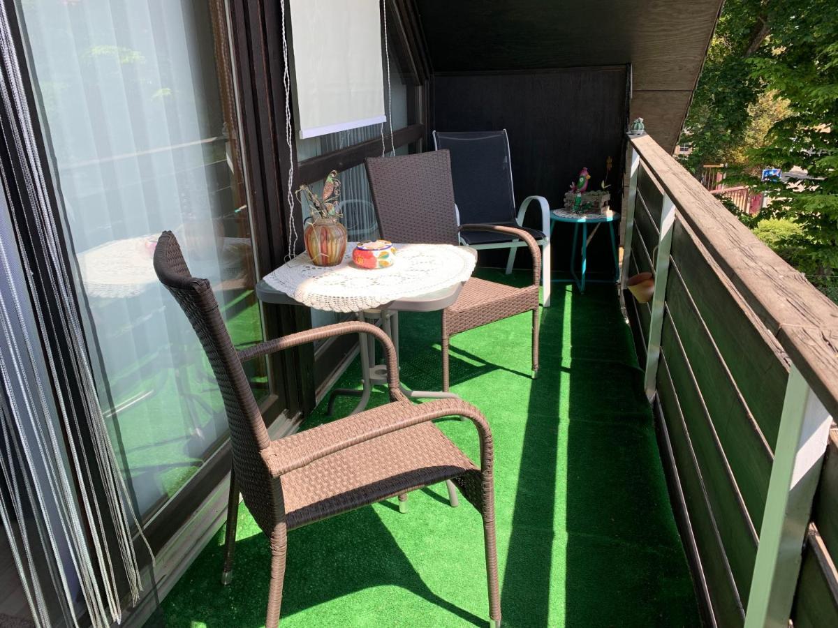 Apartment Adam Bechenheim ภายนอก รูปภาพ